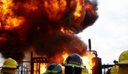 disaster-playground-by-nelly-ben-hayoun_photo-by-nick-ballon_2-©nelly-ben-hayoun-460x306-450x260